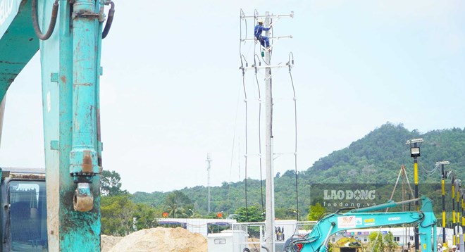 Dự án mở rộng Cảng Hàng không quốc tế Phú Quốc do Công ty Cổ phần Cảng Hàng không Mặt Trời đầu tư, tổng vốn 22.000 tỉ đồng, thời gian thực hiện 2025 - 2027. Ảnh: Nguyên Anh